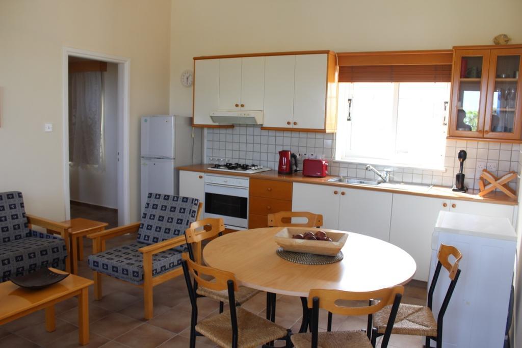 Zenovia Garden House Villa Pissoúri Eksteriør bilde